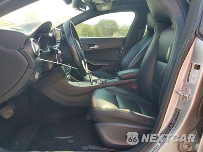 Zdjęcie 7 z 12 samochodu: 2014 MERCEDES-BENZ CLA 250 4MATIC VIN:WDDSJ4GB5EN156328 - miniatura