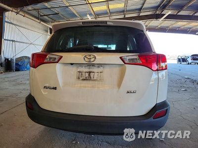 Zdjęcie 6 z 14 samochodu: 2015 TOYOTA RAV4 XLE VIN:JTMWFREV3FD075889 - miniatura