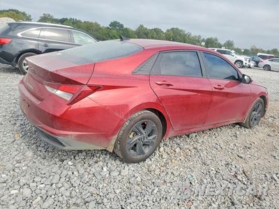 Trzecie zdjęcie samochodu z tyłu: 2023 HYUNDAI ELANTRA SEL VIN:KMHLM4AGXPU564659 - miniatura