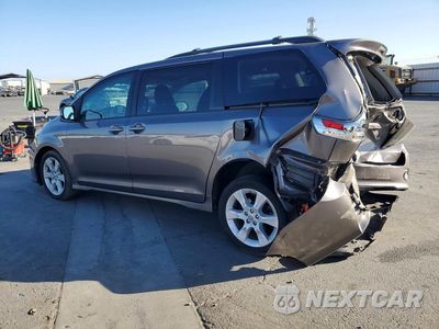 Drugie zdjęcie samochodu z przodu: 2011 TOYOTA SIENNA SPORT VIN:5TDXK3DCXBS100640 - miniatura