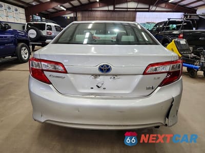 Zdjęcie 6 z 12 samochodu: 2013 TOYOTA CAMRY HYBRID LE VIN:4T1BD1FK5DU090266 - miniatura