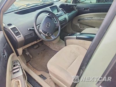 Zdjęcie 9 z 13 samochodu: 2006 TOYOTA PRIUS BASE VIN:JTDKB20UX63131221 - miniatura