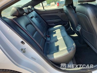 Zdjęcie 10 z 12 samochodu: 2017 HYUNDAI ELANTRA SPORT VIN:KMHD04LB2HU330437 - miniatura