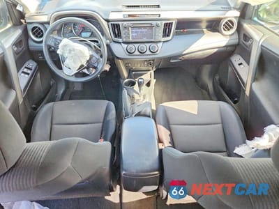 Zdjęcie 8 z 12 samochodu: 2015 TOYOTA RAV4 LE VIN:JTMBFREV2FJ050238 - miniatura