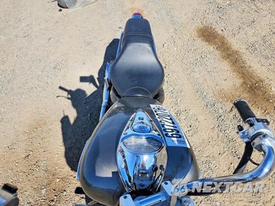 Piąte zdjęcie samochodu w środku: 2005 HONDA VTX1300 C VIN:1HFSC55065A101153 - miniatura