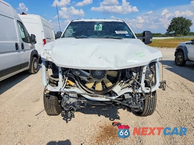 Piąte zdjęcie samochodu w środku: 2023 FORD F350 SUPER DUTY VIN:1FD8W3HT0PEC87642 - miniatura