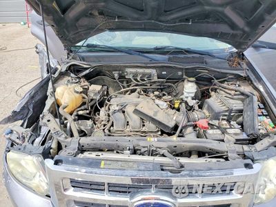 Zdjęcie 11 z 12 samochodu: 2008 FORD ESCAPE XLT VIN:1FMCU03148KB36357 - miniatura