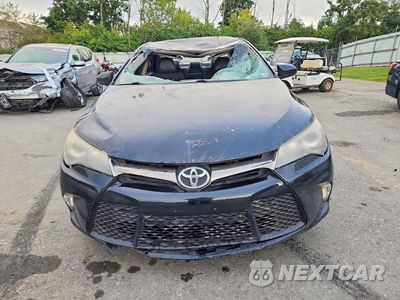 Piąte zdjęcie samochodu w środku: 2017 TOYOTA CAMRY SE VIN:4T1BF1FK2HU393327 - miniatura
