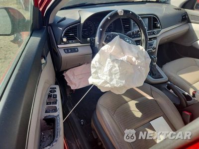 Zdjęcie 8 z 13 samochodu: 2017 HYUNDAI ELANTRA LIMITED VIN:5NPD84LF1HH049420 - miniatura