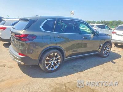 Trzecie zdjęcie samochodu z tyłu: 2025 BMW X5 XDRIVE40I VIN:5UX23EU05S9W72060 - miniatura