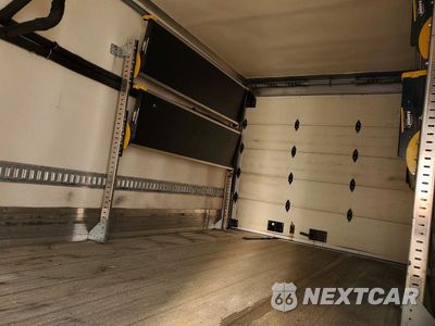 Zdjęcie 10 z 13 samochodu: 2020 GM GM515 REFRIGERATED BOX TRUCK VIN:1HTKJPVK2LH247859 - miniatura