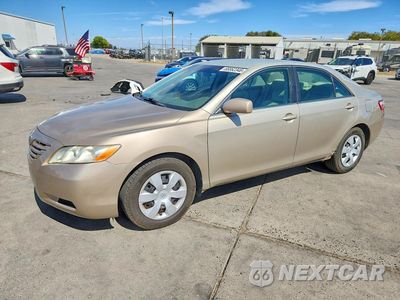 2007 TOYOTA CAMRY LE 4T1BE46K27U116602 - główne zdjęcie licytacji z USA - miniatura