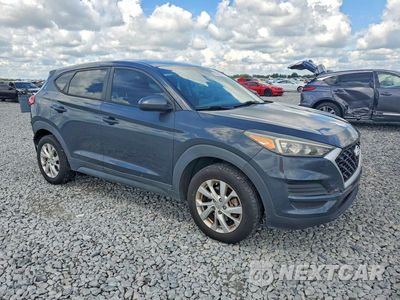 Czwarte zdjęcie samochodu z boku: 2019 HYUNDAI TUCSON SE VIN:KM8J23A41KU888489 - miniatura