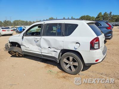 Drugie zdjęcie samochodu z przodu: 2016 JEEP COMPASS LATITUDE VIN:1C4NJDEB7GD799637 - miniatura