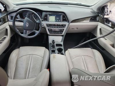 Zdjęcie 8 z 13 samochodu: 2016 HYUNDAI SONATA LIMITED VIN:5NPE34AFXGH282345 - miniatura