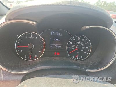 Zdjęcie 9 z 12 samochodu: 2017 KIA FORTE LX VIN:3KPFK4A76HE096243 - miniatura