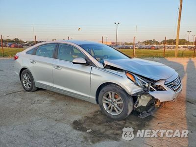 Czwarte zdjęcie samochodu z boku: 2015 HYUNDAI SONATA SE VIN:5NPE24AF3FH178894 - miniatura