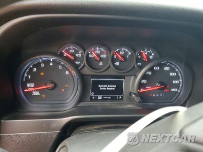 Zdjęcie 9 z 12 samochodu: 2023 CHEVROLET SILVERADO K1500 VIN:1GCRDAED8PZ218206 - miniatura