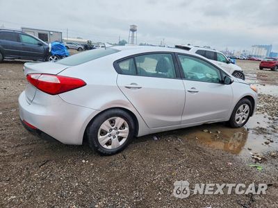 Trzecie zdjęcie samochodu z tyłu: 2016 KIA FORTE LX VIN:KNAFK4A65G5568284 - miniatura
