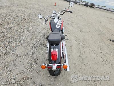 Czwarte zdjęcie samochodu z boku: 2000 HONDA VT750 CD2 VIN:JH2RC4475YK300055 - miniatura