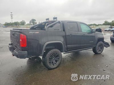 Trzecie zdjęcie samochodu z tyłu: 2022 CHEVROLET COLORADO ZR2 VIN:1GCGTEEN4N1195982 - miniatura