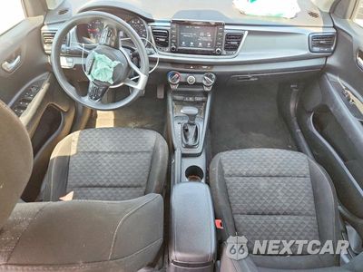 Zdjęcie 8 z 13 samochodu: 2019 KIA RIO S VIN:3KPA24AB0KE166745 - miniatura