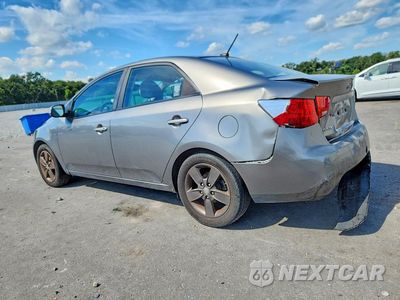 Drugie zdjęcie samochodu z przodu: 2010 KIA FORTE EX VIN:KNAFU4A26A5139718 - miniatura