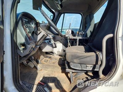 Zdjęcie 7 z 11 samochodu: 2014 FREIGHTLINER BUSINESS CLASS M2 UTILITY / SERVICE TRUCK VIN:3ALACWDT3EDFX6433 - miniatura