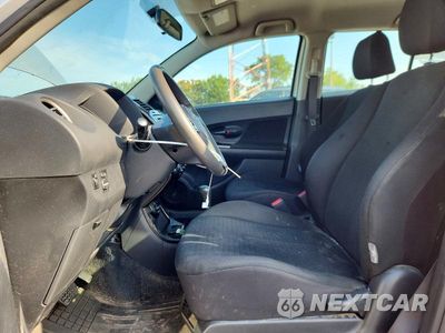 Zdjęcie 7 z 12 samochodu: 2009 SCION XD BASE VIN:JTKKU10499J034623 - miniatura