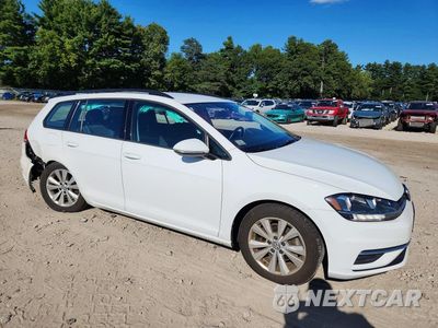 Czwarte zdjęcie samochodu z boku: 2018 VOLKSWAGEN GOLF SPORTWAGEN S VIN:3VW117AU6JM766046 - miniatura