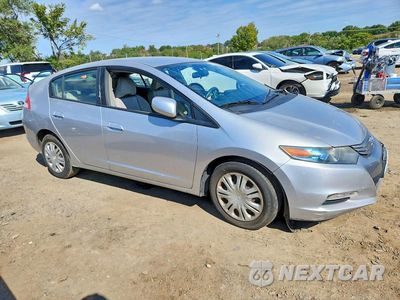 Czwarte zdjęcie samochodu z boku: 2010 HONDA INSIGHT LX VIN:JHMZE2H50AS014005 - miniatura