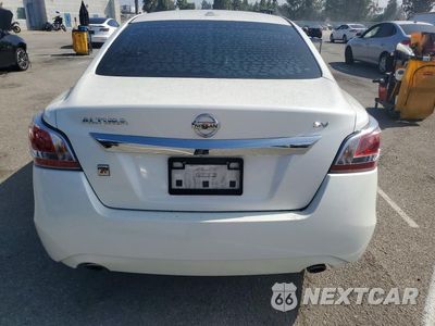 Zdjęcie 6 z 12 samochodu: 2015 NISSAN ALTIMA 2.5 SV VIN:1N4AL3APXFC131961 - miniatura
