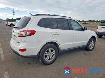 Trzecie zdjęcie samochodu z tyłu: 2010 HYUNDAI SANTA FE GLS VIN:5NMSG3AB5AH389774 - miniatura