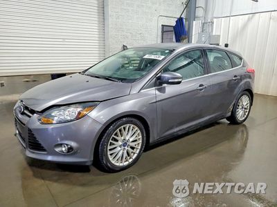 2014 FORD FOCUS TITANIUM 1FADP3N24EL399192 - główne zdjęcie licytacji z USA - miniatura