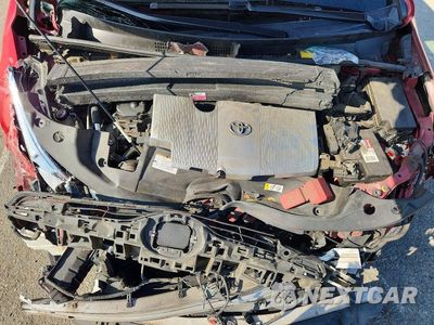 Zdjęcie 11 z 13 samochodu: 2018 TOYOTA PRIUS TWO VIN:JTDKBRFUXJ3586191 - miniatura