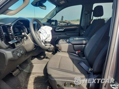 Zdjęcie 7 z 13 samochodu: 2026 CHEVROLET SILVERADO K1500 RST SELECT VIN:1GCPKWEK8TZ242590 - miniatura