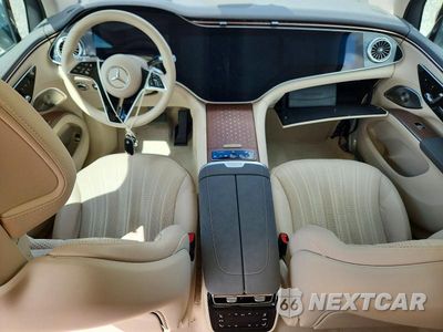 Zdjęcie 8 z 13 samochodu: 2023 MERCEDES-BENZ EQS SUV 580 4MATIC VIN:4JGDM4EB8PA019399 - miniatura