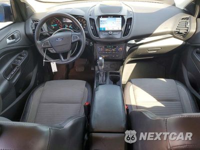 Zdjęcie 8 z 14 samochodu: 2019 FORD ESCAPE SE VIN:1FMCU0GD9KUA72008 - miniatura