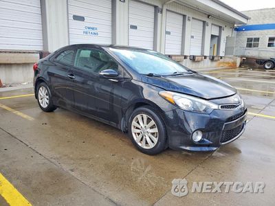 Czwarte zdjęcie samochodu z boku: 2014 KIA FORTE KOUP EX VIN:KNAFX6A83E5192843 - miniatura