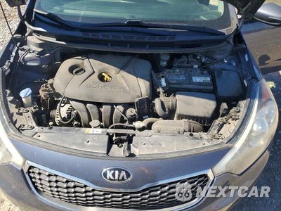 Zdjęcie 11 z 12 samochodu: 2015 KIA FORTE LX VIN:KNAFX4A60F5435111 - miniatura