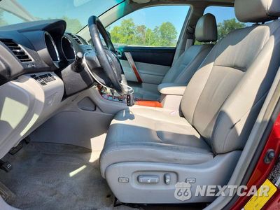 Zdjęcie 7 z 13 samochodu: 2008 TOYOTA HIGHLANDER LIMITED VIN:JTEES42A582053205 - miniatura