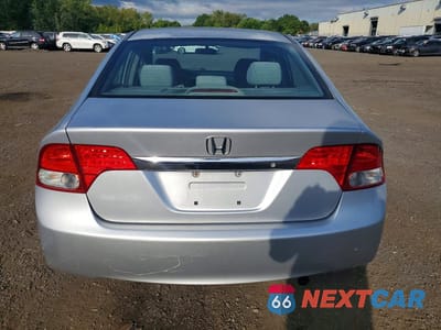 Zdjęcie 6 z 12 samochodu: 2009 HONDA CIVIC LX VIN:2HGFA16539H326434 - miniatura