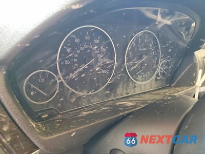 Zdjęcie 9 z 12 samochodu: 2015 BMW 3ER XI SULEV VIN:WBA3B5G53FNS11692 - miniatura