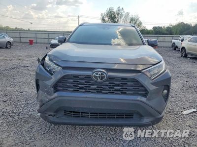 Piąte zdjęcie samochodu w środku: 2020 TOYOTA RAV4 XLE VIN:2T3W1RFV8LC035840 - miniatura