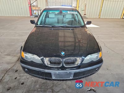 Piąte zdjęcie samochodu w środku: 2003 BMW 3 SERIES 325 I VIN:WBAAZ33443PH32038 - miniatura