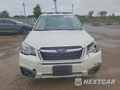 Piąte zdjęcie samochodu w środku: 2017 SUBARU FORESTER 2.5I PREMIUM VIN:JF2SJAGC8HH482226 - miniatura