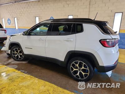 Drugie zdjęcie samochodu z przodu: 2025 JEEP COMPASS LIMITED VIN:3C4NJDCN8ST602846 - miniatura
