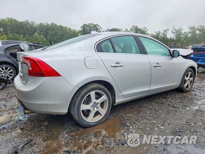 Trzecie zdjęcie samochodu z tyłu: 2012 VOLVO S60 T5 VIN:YV1622FS7C2135259 - miniatura