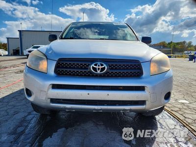 Piąte zdjęcie samochodu w środku: 2007 TOYOTA RAV4 BASE VIN:JTMBD33V475099196 - miniatura