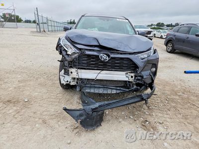 Piąte zdjęcie samochodu w środku: 2020 TOYOTA RAV4 XLE VIN:2T3P1RFV4LC070704 - miniatura